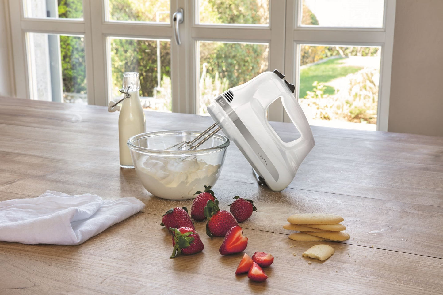 Mixer de mana Classic cu 5 viteze, 85W, White