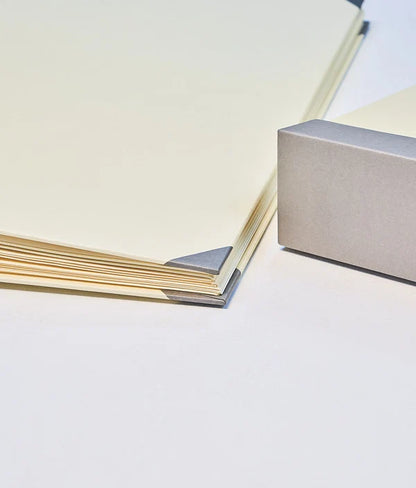 Organizator documente familie, 10 buzunare A4, cu 48 de etichete incluse